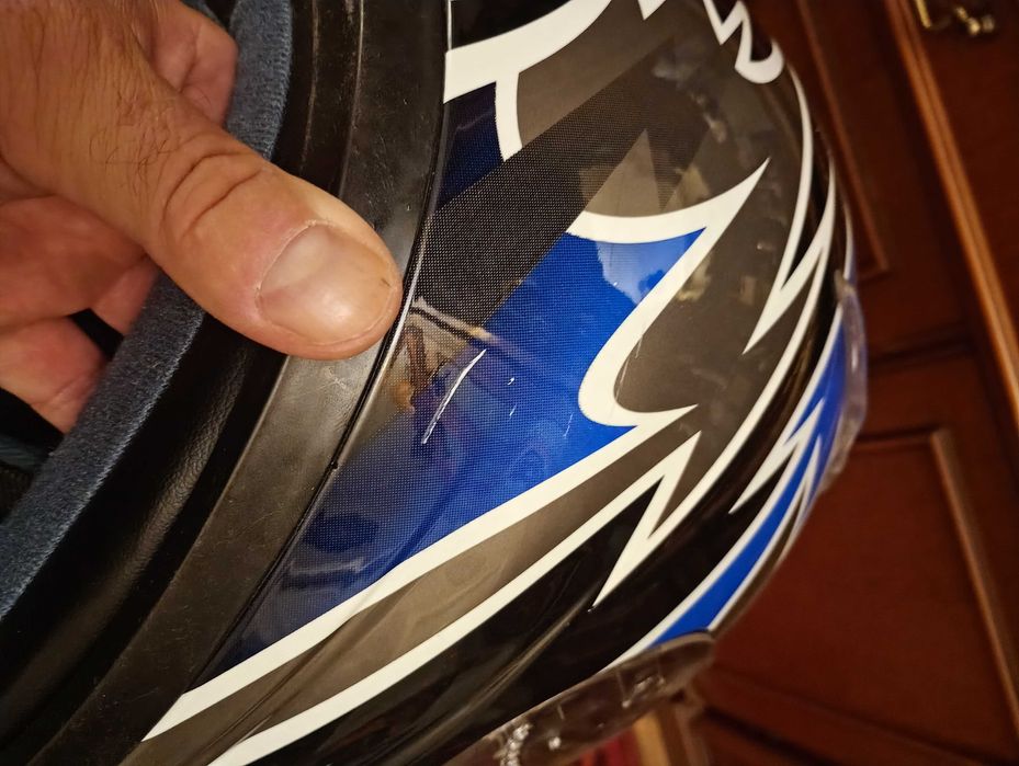 Каска за протекция Arashi