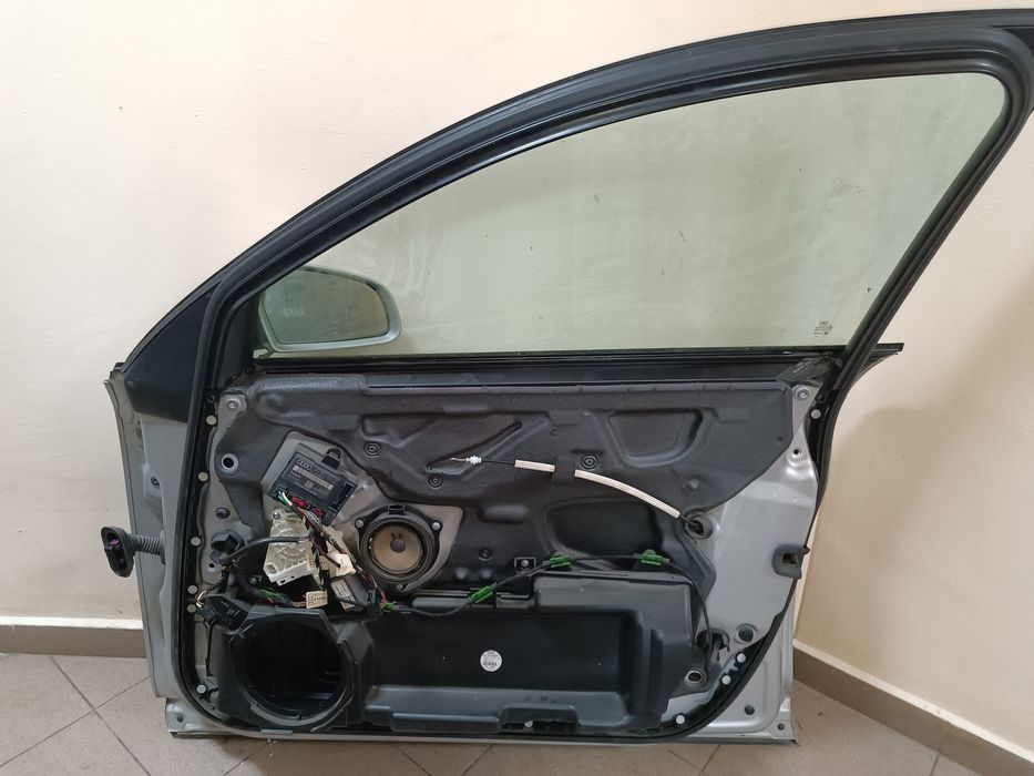 Audi A6 2006 Avant (4F,C6) Предна дясна врата