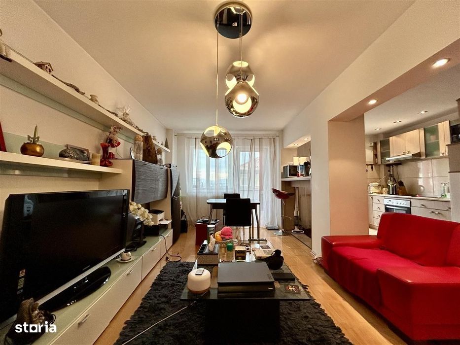 Vand apartament 2 camere - balcon si pivnita - renovat - Siretului