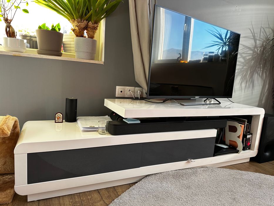 TV шкаф, бяло/сиво, гланц