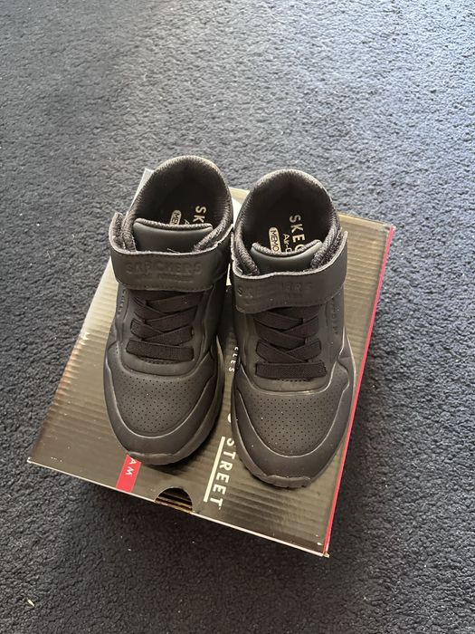 Детски маратонки Skechers UNO LITE - VENDOX BBK