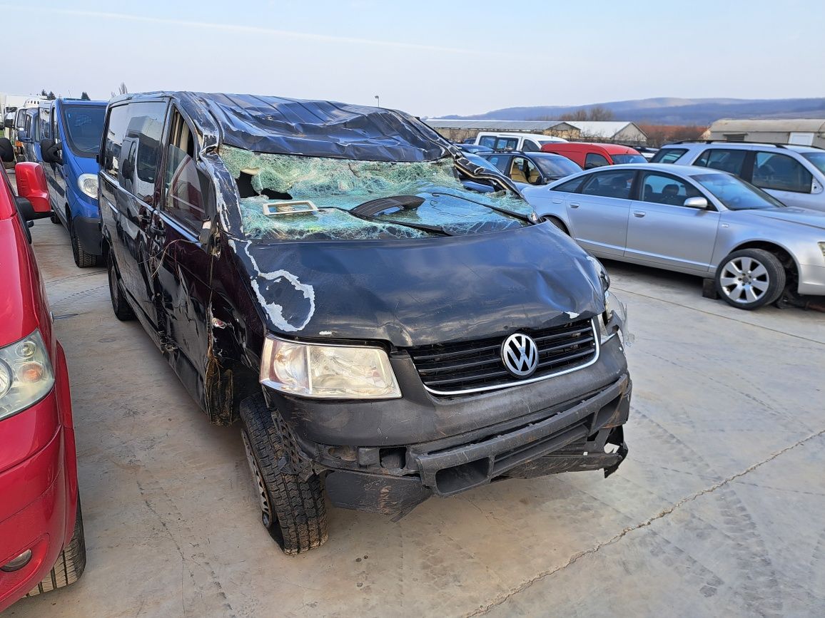 Фолксваген Транспортер Т5 2.5ТДИ  VW Transporter T5 2.5 131 НА ЧАСТИ