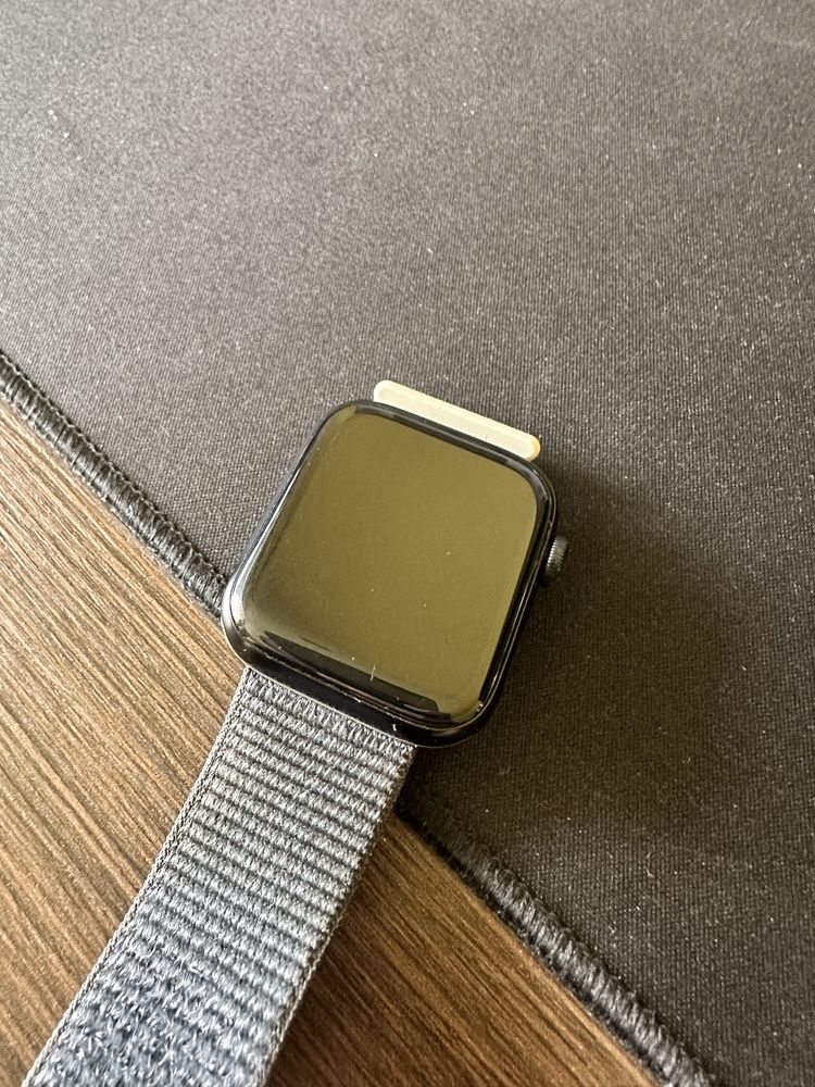 Apple Watch SE 2 44mm Midnight