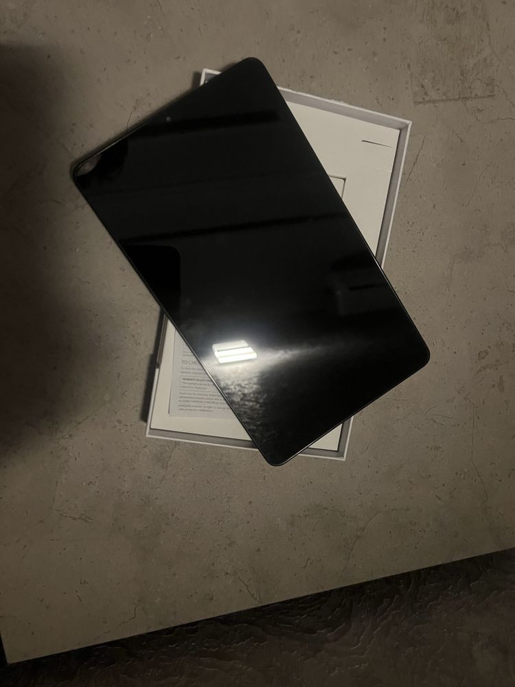 Срочно, продаем планшет Gelaxy Tab A9