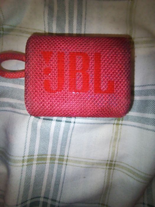 КОЛОНКА Цвет красный