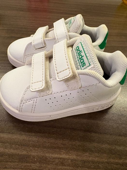 бебешки обувки Adidas