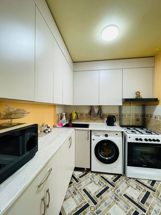 Срочно продаю 2/3/4 ,Балкон 2на6, Кадышева