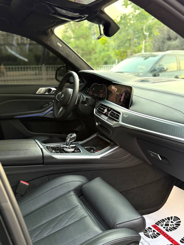 BMW X7 xDrive M50i