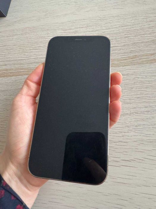 iPhone 12 Pro Gold 128 GB – като нов