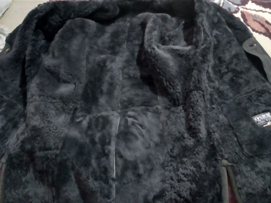 Haina bărbați din blana naturală ( Cojoc)