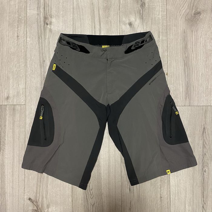 Mavic Stratos S specialized scott fox endura poc troy lee designs