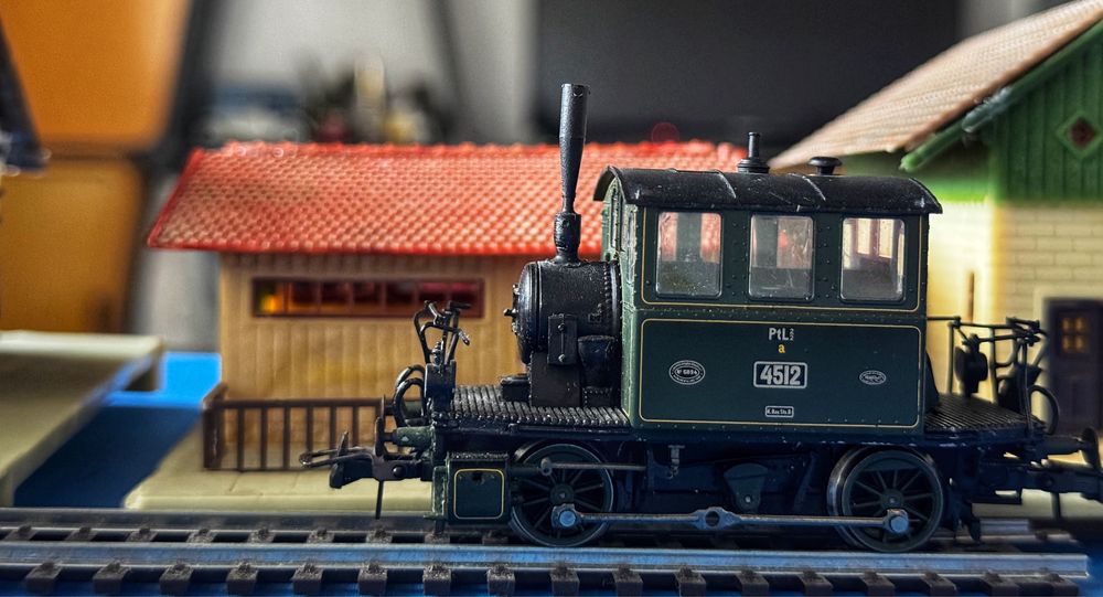 Locomotiva Roco  cu abur Ptl 2/2