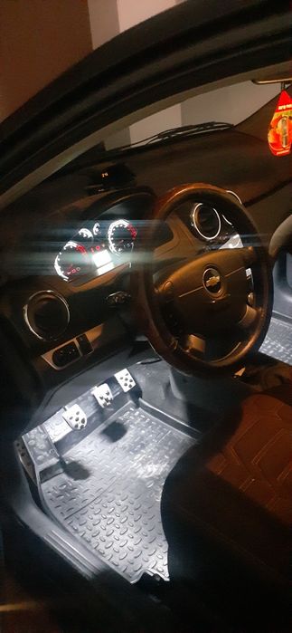 Продам машину  состояние отличное