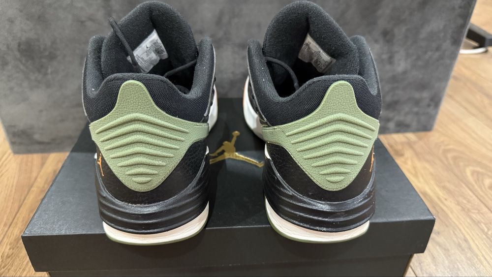 Jordan Max Aura 5