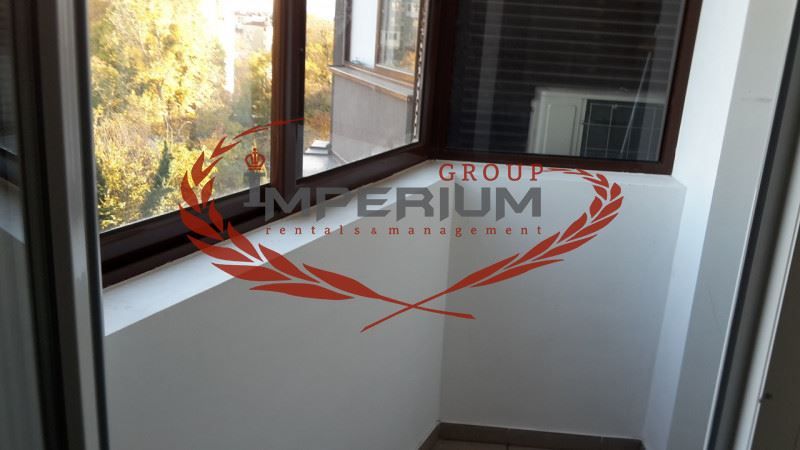 Двустаен апартамент с ПАРКОМЯСТО под наем в района на кв. Левски, гр.