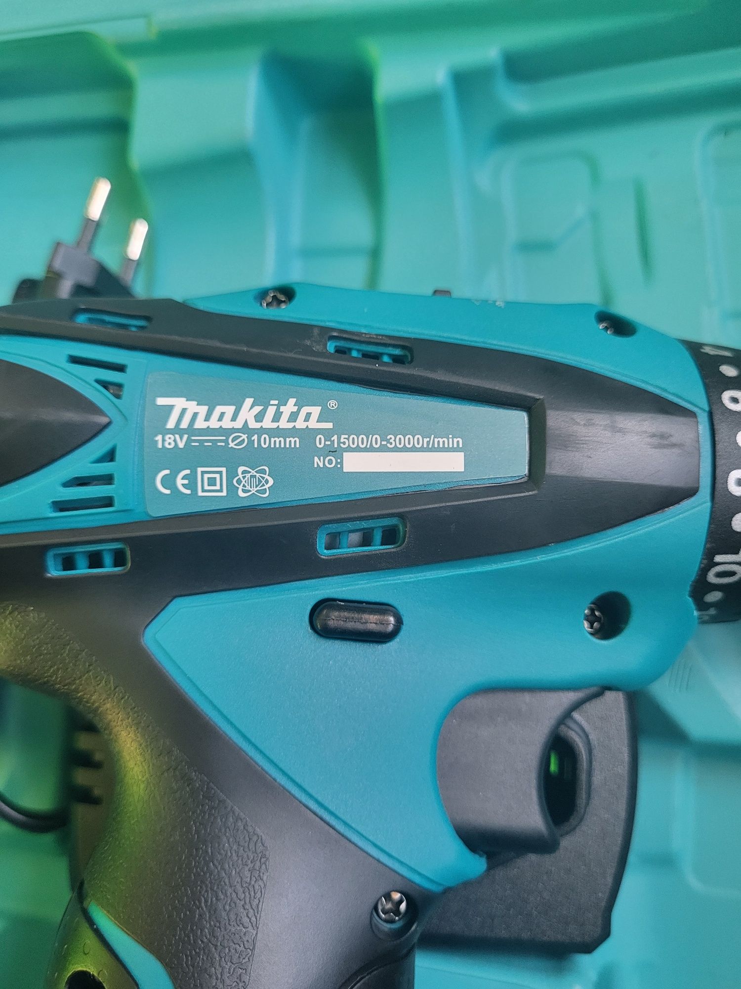 Безчетков винтоверт Makita 18V