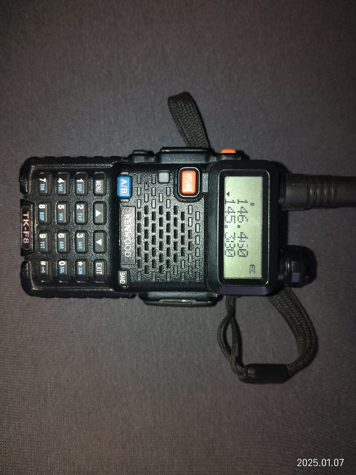 Stații Radio Portabile emisie-recepție de 8W reali , walkie-talkie noi
