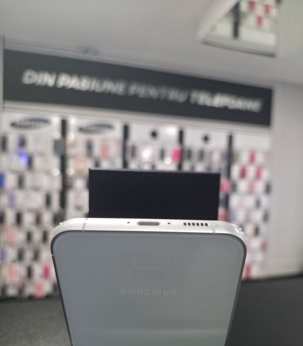Samsung S23 FE / Mint / 256 GB / DeluxGSM