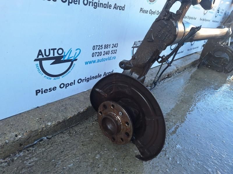 Punte spate cu butuci 5x110 Opel Astra H facelift