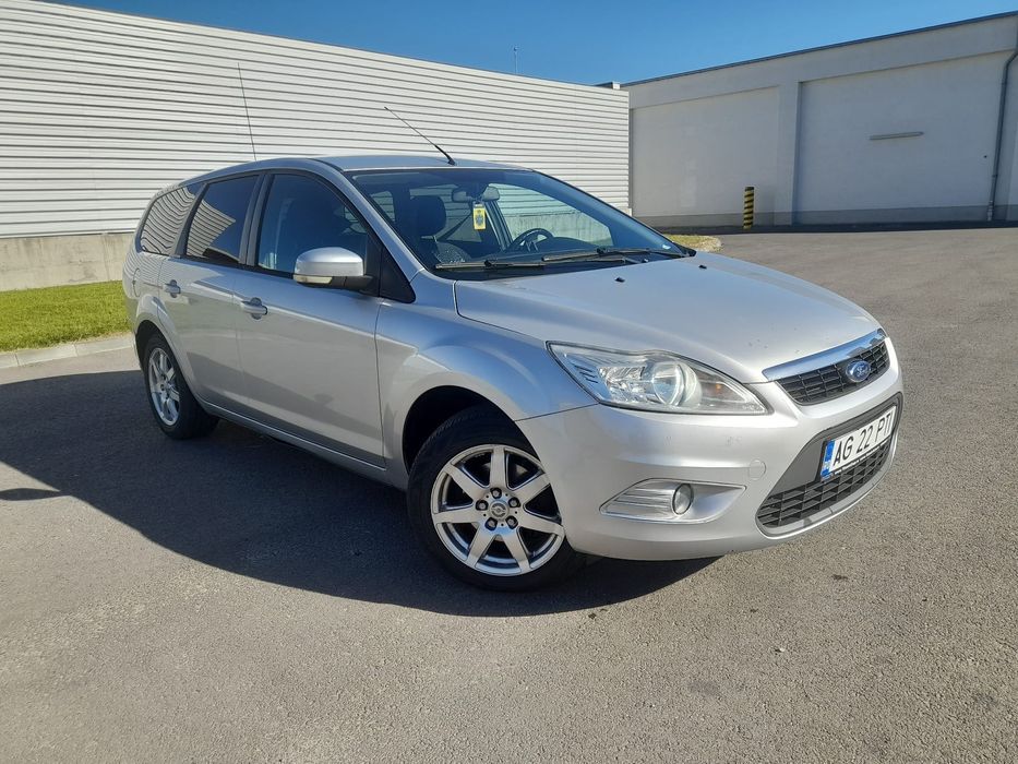 Vând Ford Focus Mk