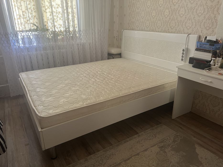 Тахта белая 160 на 200