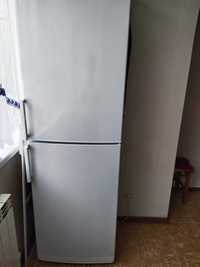 продам холодильник Атлант