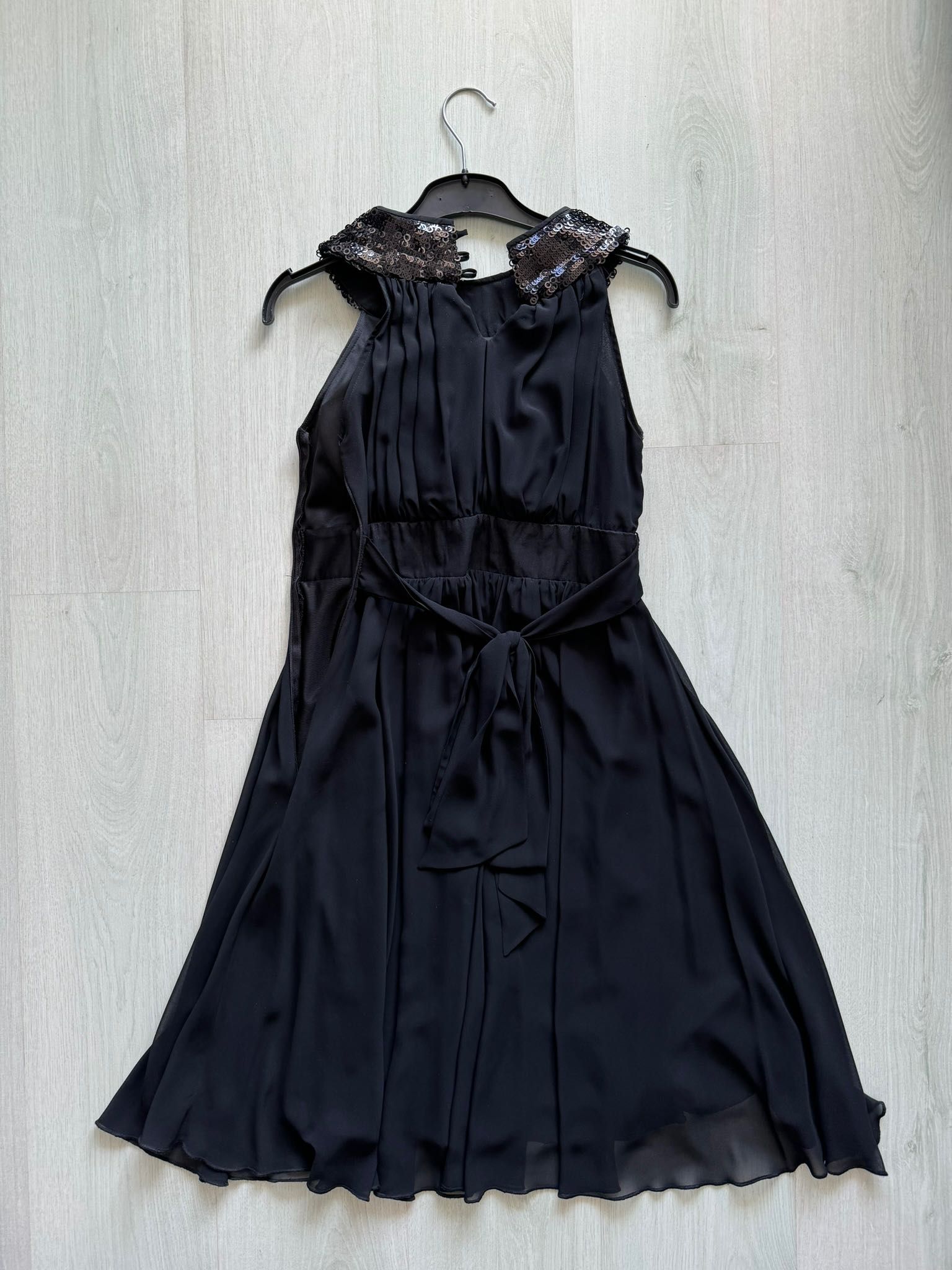 Rochie eleganta La Donna, mărimea 36, neagră