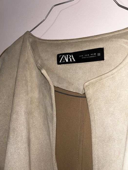 jacheta catifelata crem