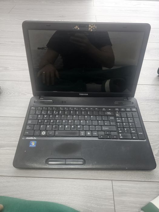 Latopuri Toshiba