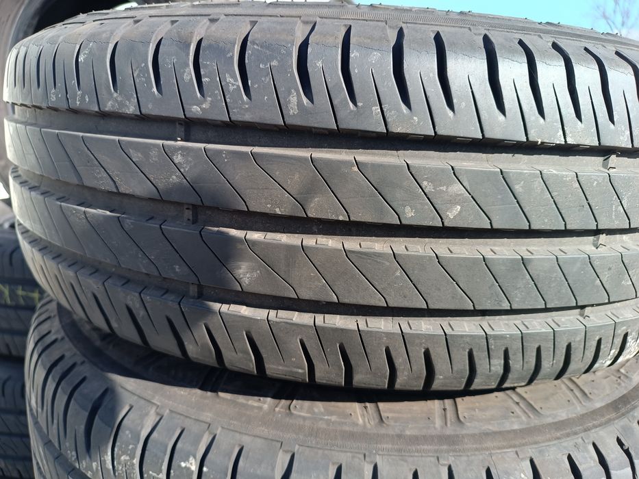 215/65/16,бус,като нови,10мм,дот 2324,goodyear/michelin
