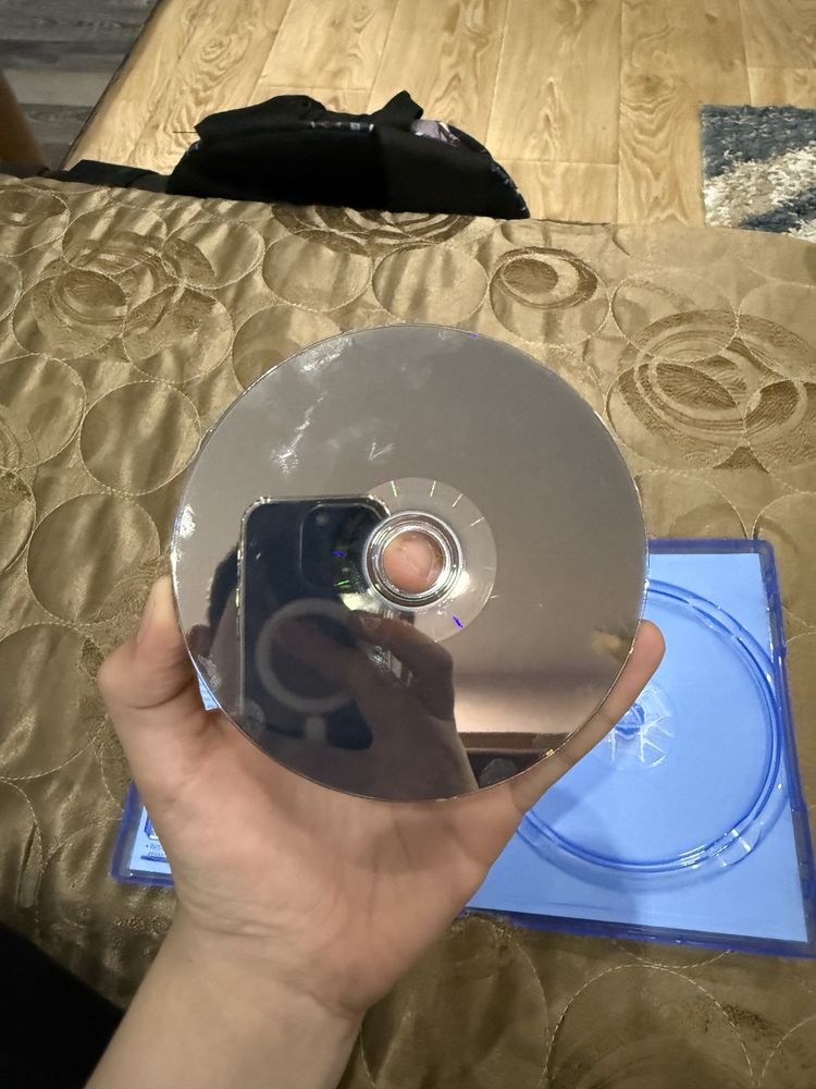Продавам игра Мортал комбат 1