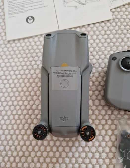 Dronă DJI Air 2S - Nouă în cutie, set complet cu toate accesoriile