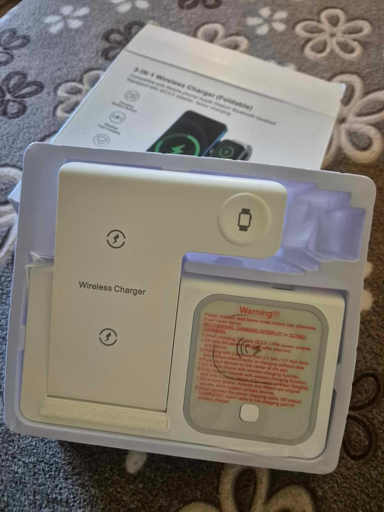 Безжично зарядно 3 в 1 Wireless charger (foldable