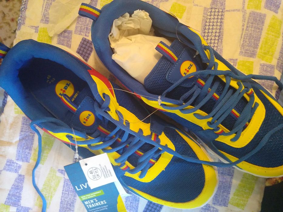 Adidasi bărbați, superbi mărimea 46