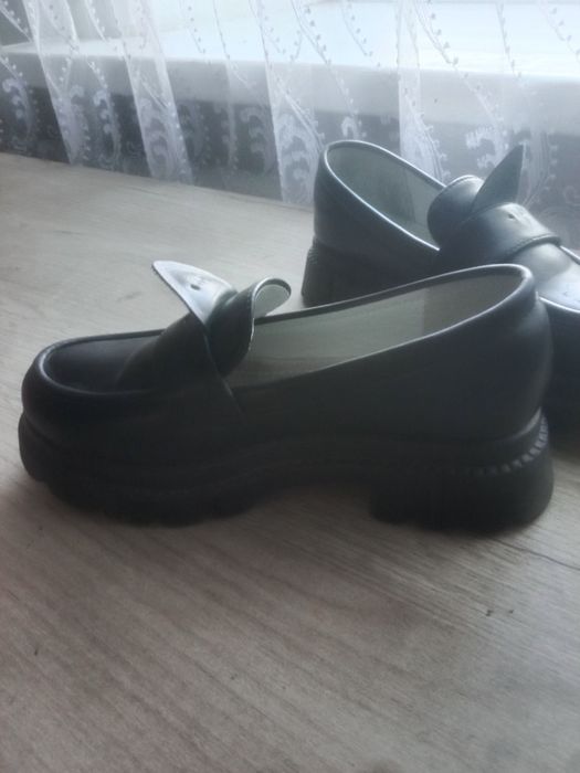 Отдам два пакета вещей