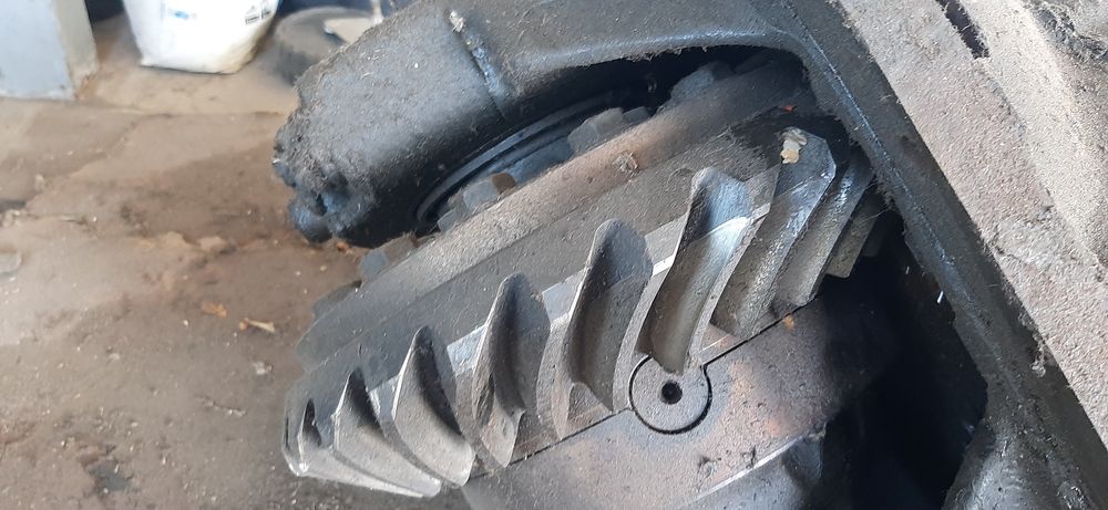 Продава се деференциал за МАН 3