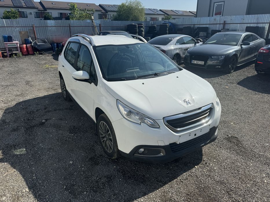 Peugeot 2008 mini suv