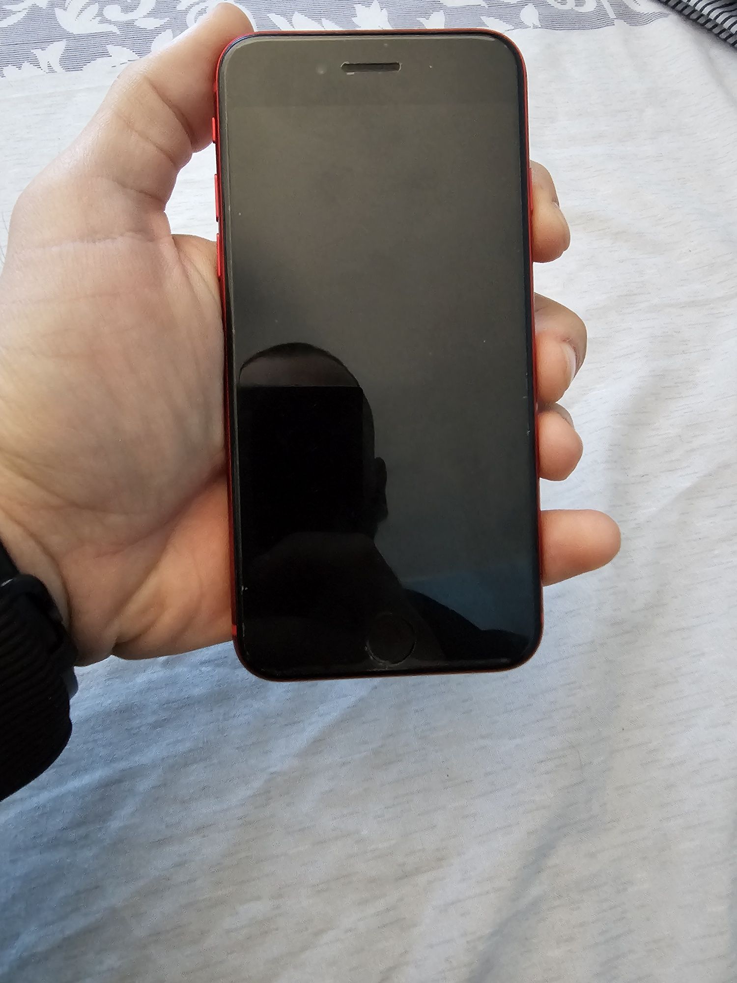 КАТО НОВ! Iphone SE 2020 64GB  2nd gen product red