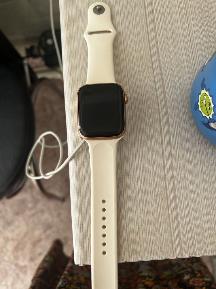 Смарт часы Apple Watch