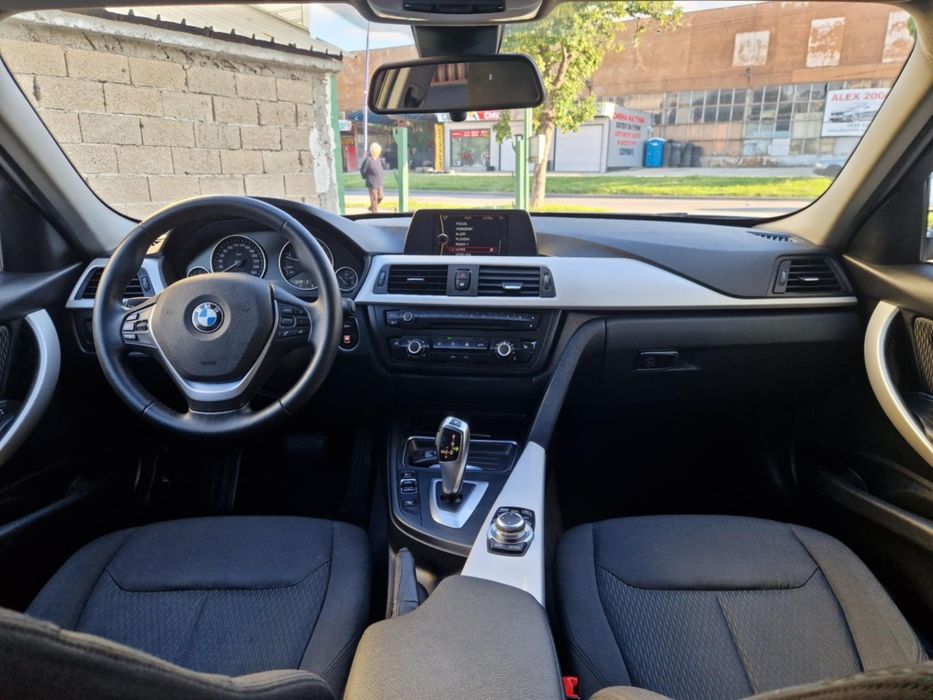 BMW 318d F31 на части