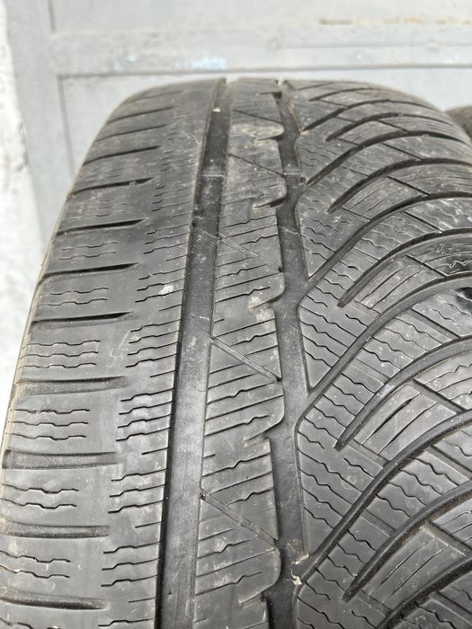 2 бр. зимни гуми 225/50/18 Michelin PA4 DOT 2616 4-4,5 mm