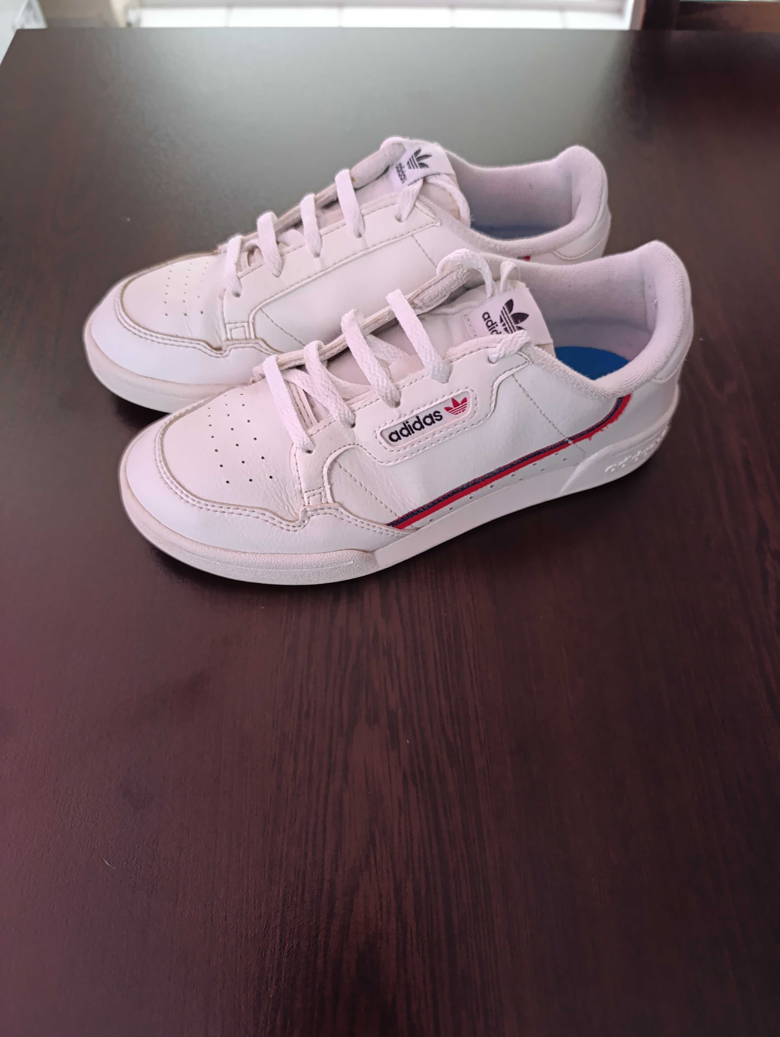 Оригинални маратонки Adidas, р-р 35 (стелка 22 см