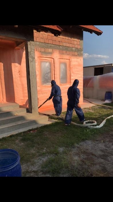 Izolatii spuma Izolatii cu spuma poliuretanica Hidroizolatii poliuree