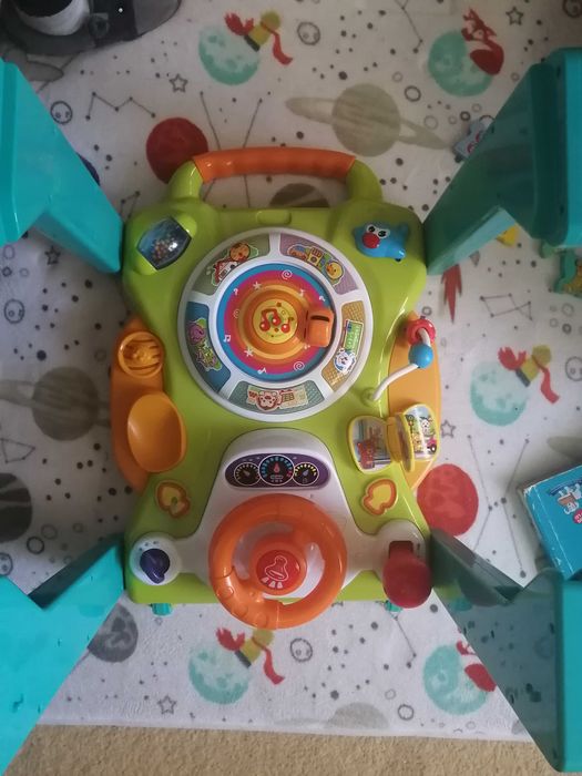 Premergator/masă de activități