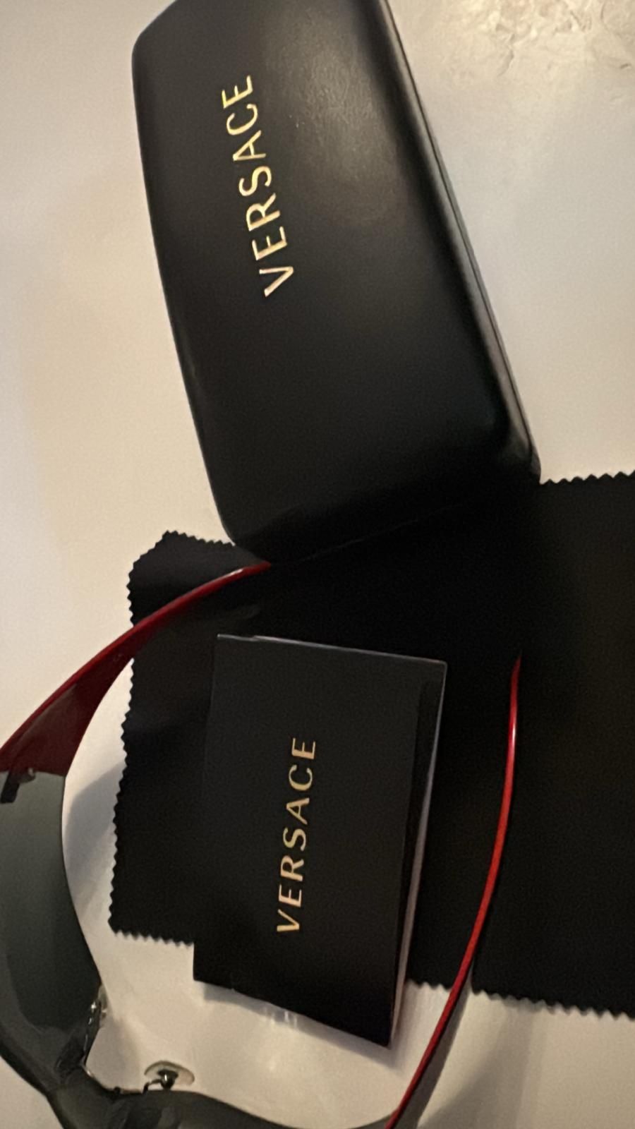 Очила Versace...