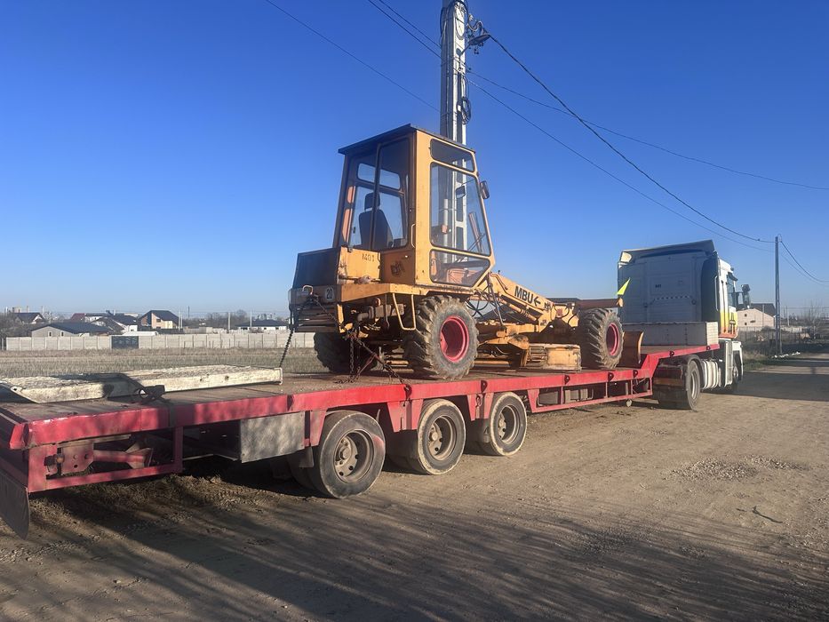 Inchiriez /vand trailer platforma