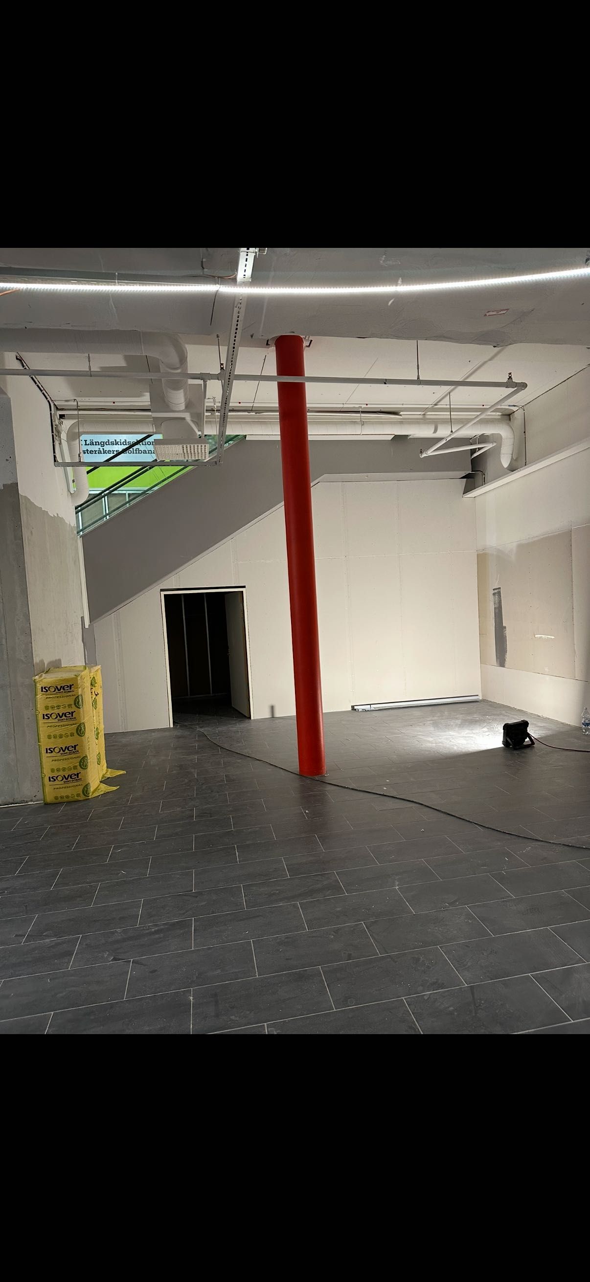 Echipa meseriași -Amenajări interioare/exterioare-Renovari-Constructii