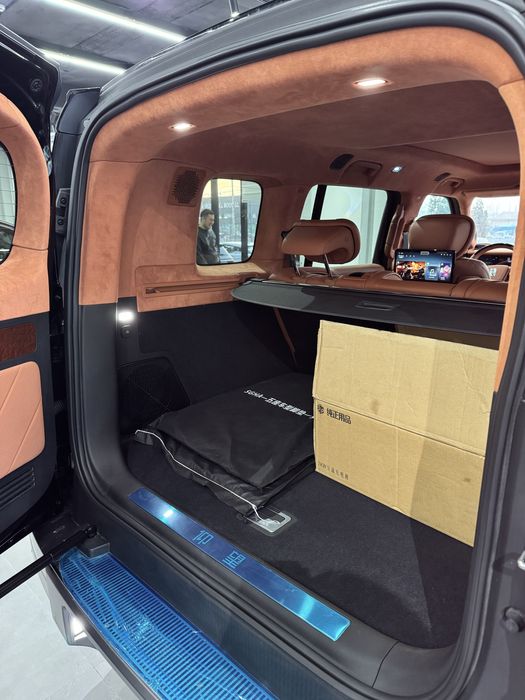 BYD yangwang u8 ultra