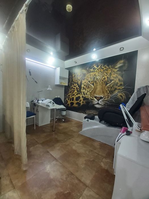 Сдаётся место для маникюра и педикюра