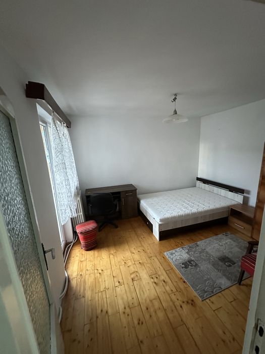 Inchiriez doua camere in Manastur Aleea Vidraru
